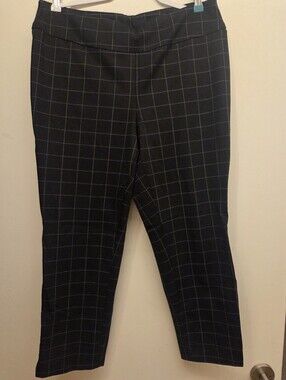 Zack And Rachel Woman 1X Sized Stretch Workwear Crop Pants
